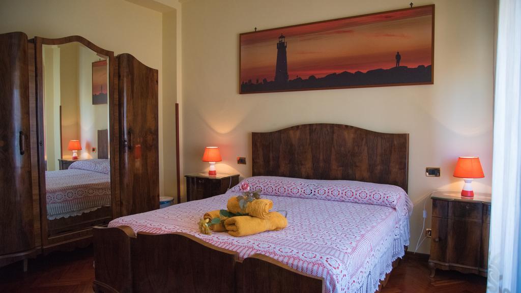B&B Via Spalti 52 Trapani Ruang foto